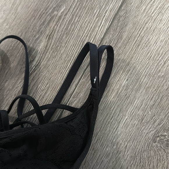 Pink By Victoria’s Secret Black Lace Bralette medium - Picture 3 of 3